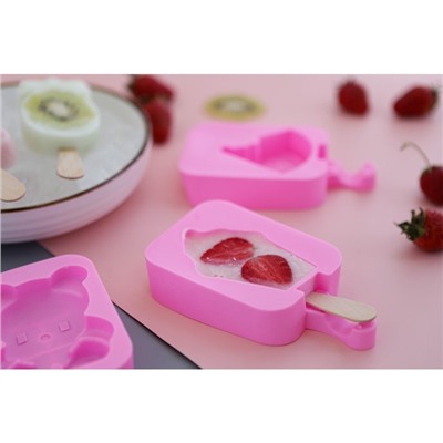 Форма силиконовая для мороженого Доляна «Капкейк», 14×7,5×2,5 см, цвет розовый