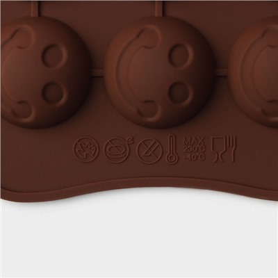 Форма силиконовая для льда и кондитерских украшений Доляна «Шарик смайл», 20×10 см, 15 ячеек, цвет шоколадный