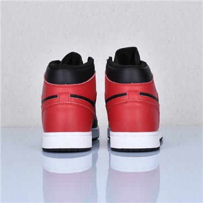 Кроссовки Nike Jordan 1 Mid арт 4446