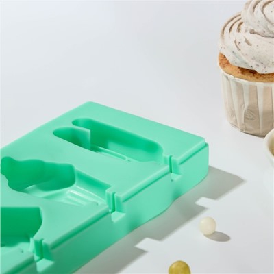 Форма силиконовая для мороженого «Сладость», 3 ячейки, 18,5×9,5×2 см, с крышкой и палочками, цвет МИКС
