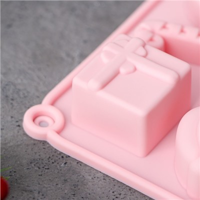 Форма силиконовая для выпечки Доляна «Новый год», 17,5×12×2,5 см, 9 ячеек, цвет розовый