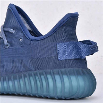 Кроссовки Adidas Yeezy Boost арт 2374