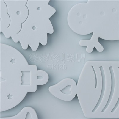 Форма силиконовая для льда и кондитерских украшений Доляна «Новый год», 18,5×12,8×0,5 см, 8 ячеек, цвет серый