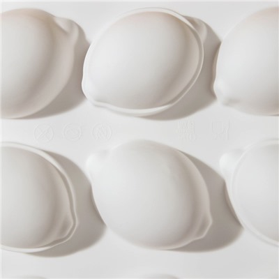 Форма силиконовая для выпечки и муссовых десертов KONFINETTA «Лимоны», 29×17×3 см, 15 ячеек, 5,5×4 см, цвет белый