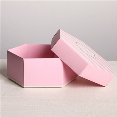 Коробка складная «Самой чудесной», 15 × 13 × 6 см