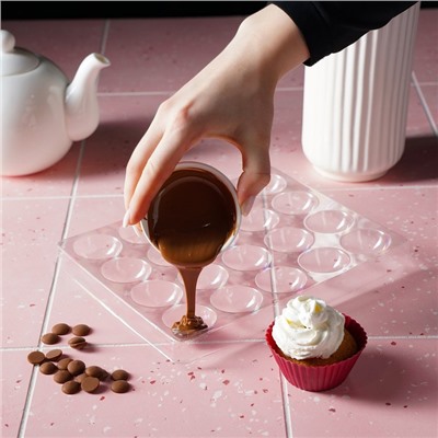 Форма для шоколада и конфет «Полусфера», 23,6×18,8 см, 20 ячеек (4×4×1,8 см)