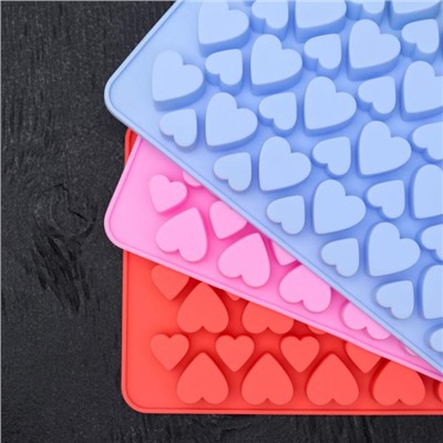 Форма силиконовая для льда и кондитерских украшений Доляна «Сердечки», 19,5×11,5 см, 56 ячеек, цвет МИКС