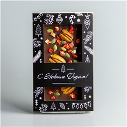 Тёмный шоколад с клубникой, орехом пекан и семечками тыквы, новогодняя коробочка #6