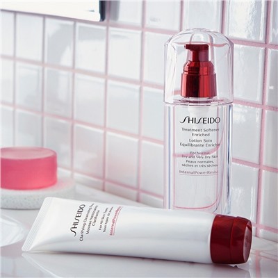 Shiseido Clarifying Cleansing Foam  Очищающая пенка для умывания