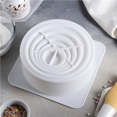 Форма силиконовая для муссовых десертов и выпечки Доляна «Рябь», 18×18 см, внутренний размер 16×6,5 см, цвет белый