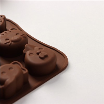 Форма силиконовая для льда и кондитерских украшений Доляна «Животные. Любовь», 20,6×10,5×1,4 см, 15 ячеек, цвет шоколадный