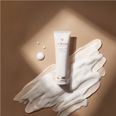 Cle de Peau Beaute Softening Cleansing Foam  Смягчающая пенка для умывания