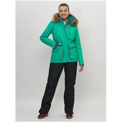 Куртка спортивная женская зимняя с мехом зеленого цвета 551777Z